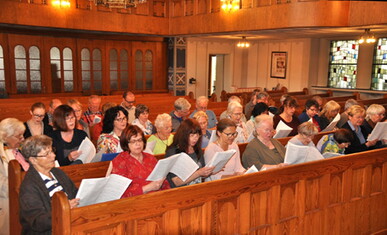 Erste gemeinsame Projekt-Chorprobe Ein feste Burg ist unser Gott in Attendorn