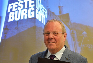 Einzigartig + einmalig: ERLEUCHTET lässt Kirchen erstrahlen