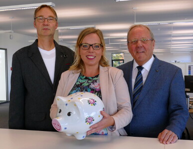 Lüdenscheider Ökumene spendet 1700,-  an Glücksbringer e.V.