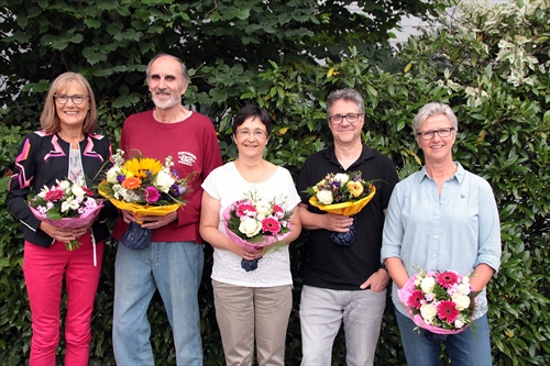 Der neue Vorstand mit dem scheidenden 1. Vorsitzenden: Anita Pfeiffer (neue 1. Vorsitzende), Ulrich Kilo (bisheriger 1. Vorsitzender), Annette Wilk (Kassiererin), Axel Schulzke (neuer 2. Vorsitzender) und Brigitte Hilbrandt (Schriftführerin) - von links (Foto: Salzmann)