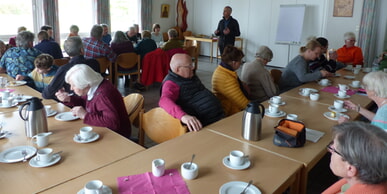 Gestaltung der Vormittagsgottesdienste im Fokus