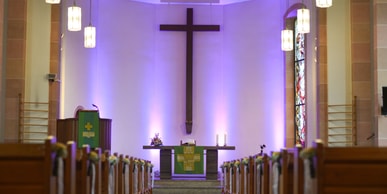 Präsenzgottesdienste wieder möglich – aber nur stark eingeschränkt