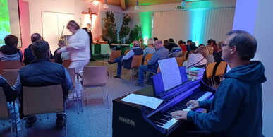 Thomasmesse und Internationaler Nagelkreuzgottesdienst im Martin-Luther-Haus in Herscheid