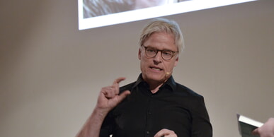 &bdquo;Mut und Menschlichkeit&ldquo;