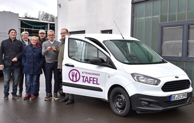 Das Warten hat ein Ende: Attendorner Tafel endlich mit eigenem Auto