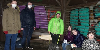 Schnitzeljagd des CVJM Lüdenscheid-West mit 20 Kindern durch den Stadtpark