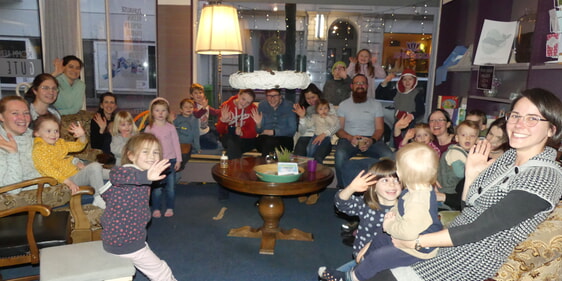 Ein Familiennachmittag im Rahmen der Allianzgebetswoche 2023 in der Guten Stube. (Foto: Ingrid Weiland)