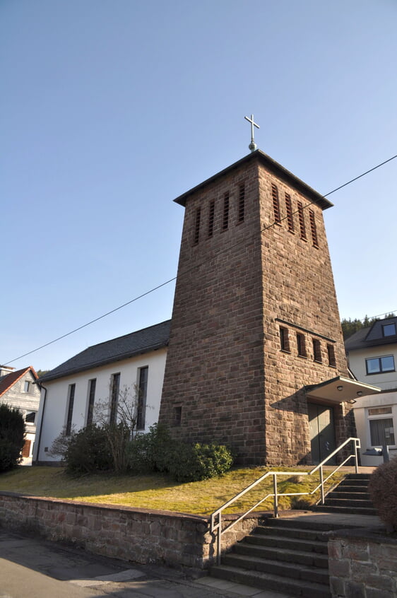 Die Emmaus-Kirche in Würdinghausen (Foto: Ernst)