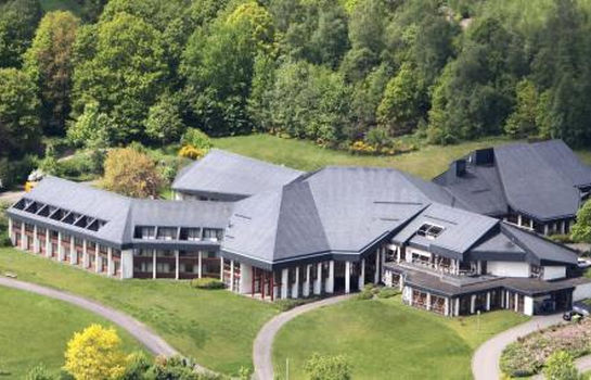 Haus Nordhelle, im Jahr 1980 als Evangelische Tagungszentrum eröffnet, wird ab dem 01.01.2023 von dem derzeitigen Betreiber übernommen. Schon seit dem 01.01.2019 hatte die Betriebsgesellschaft das Haus gepachtet und als Landhaus Nordhelle geführt (Foto: EKKLP)