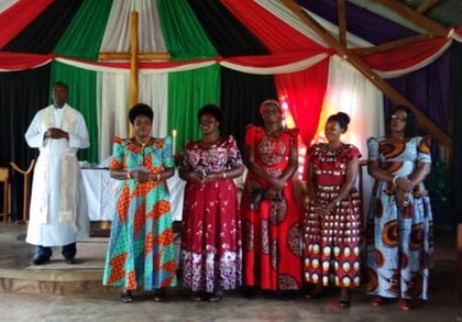 Familienangehörige von Pastor Kahigwa