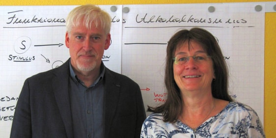Sabine Schneider und Frank Horstmann helfen Menschen mit Suchtproblemen. Das Beratung des Diakonischen Werkes steht den Hilfesuchenden kostenlos und vertraulich zur Verfügung (Foto: DW)