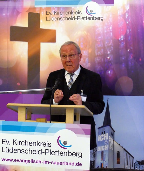 Superintendent Klaus Majoress kümmert sich derzeit stark um die Vorbereitungen der Wahl-Synode. Er selbst wird bei der Synode am 25. September aber nicht mehr dabei sein, da er zum 01. September in den Ruhestand geht (Foto: EKKLP)