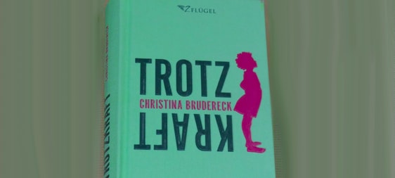 Im April erschien das neue Buch "Trotzkraft" von Christina Brudereck. (Foto: Ingrid Weiland)