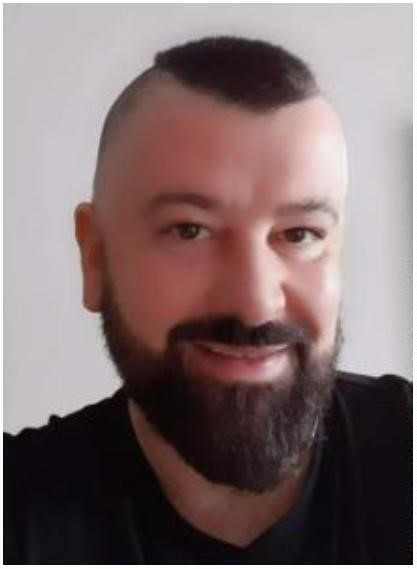 Tomasz Bzdęga ist Absolvent der Königlichen Kunstschule in Nowa Ruda und Absolvent des Instituts für Kunst und plastische Kultur an der Pädagogischen Hochschule in Zielona Góra. (Foto: privat)