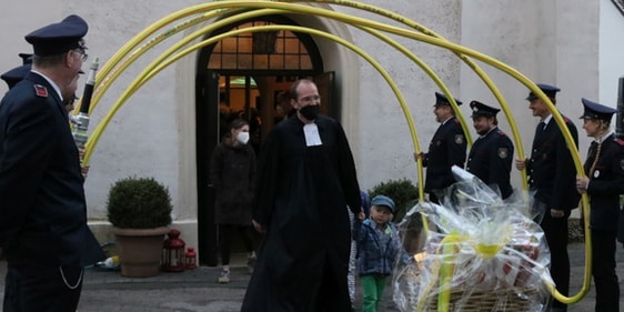 Die offizielle Einführung von Michael Siol in den Evangelischen Gemeinden Hülscheid-Heedfeld, Oberrahmede und Rahmede in der Kirche in Heedfeld wurde gleich in mehrfacher Hinsicht zu einem besonderen Ereignis. (Foto: Bettina Görlitzer)