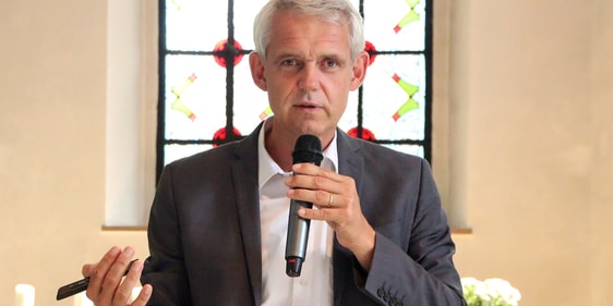Prof. Dr. Heino Falcke, Autor des Bestsellers "Licht im Dunkeln", gewährte Einblick in die tiefsten Tiefen des Weltalls. (Foto: Jakob Salzmann)