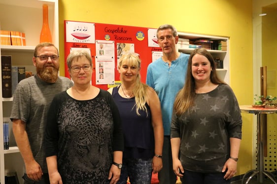 Sie bilden das Vorstandsteam des neu gegründeten Vereins Risecorn (von links): Marc Schneider, Gabi Partmann, Britta Pohl, Andreas Wolf und Katrin Partmann. (Foto: Bettina Görlitzer)