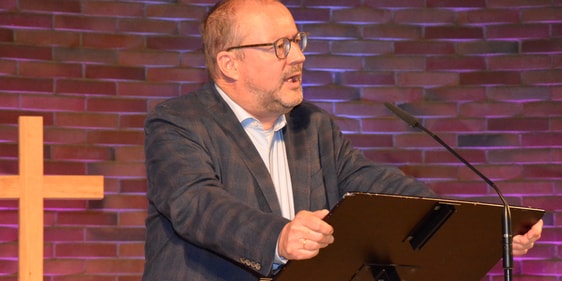 Superintendent Dr. Christof Grote in Lüdenscheid: „Die Landeskirche lässt uns hier freie Hand.“ (Foto: Wolfgang Teipel)